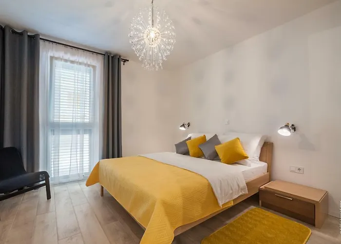 Old Town Maritta Апартаменты *