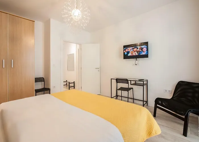 Old Town Maritta Задар